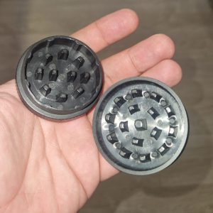 The Pot Nest Grinder 2 Part